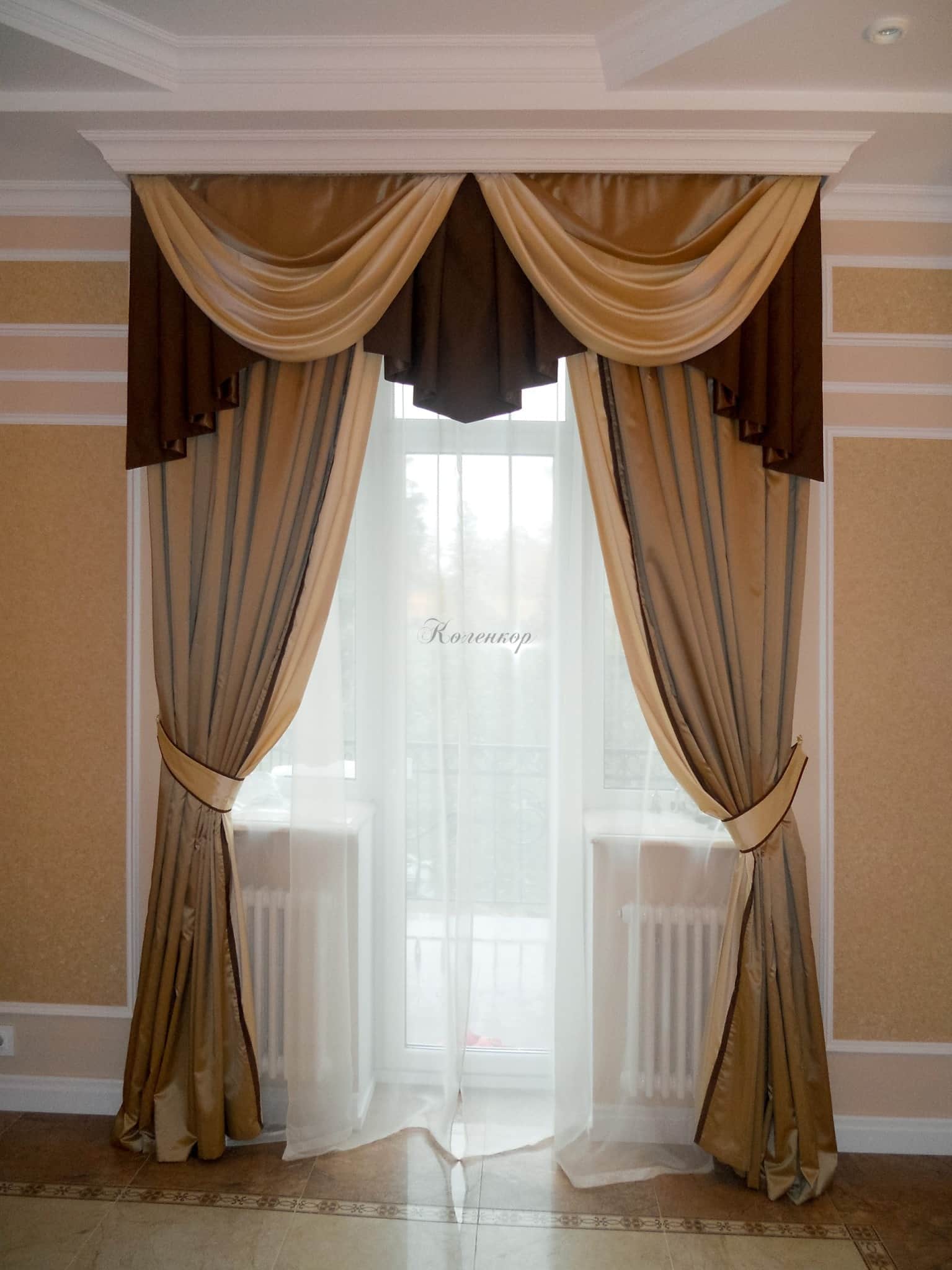 Красиво повесить шторы в гостиной - 88 фото